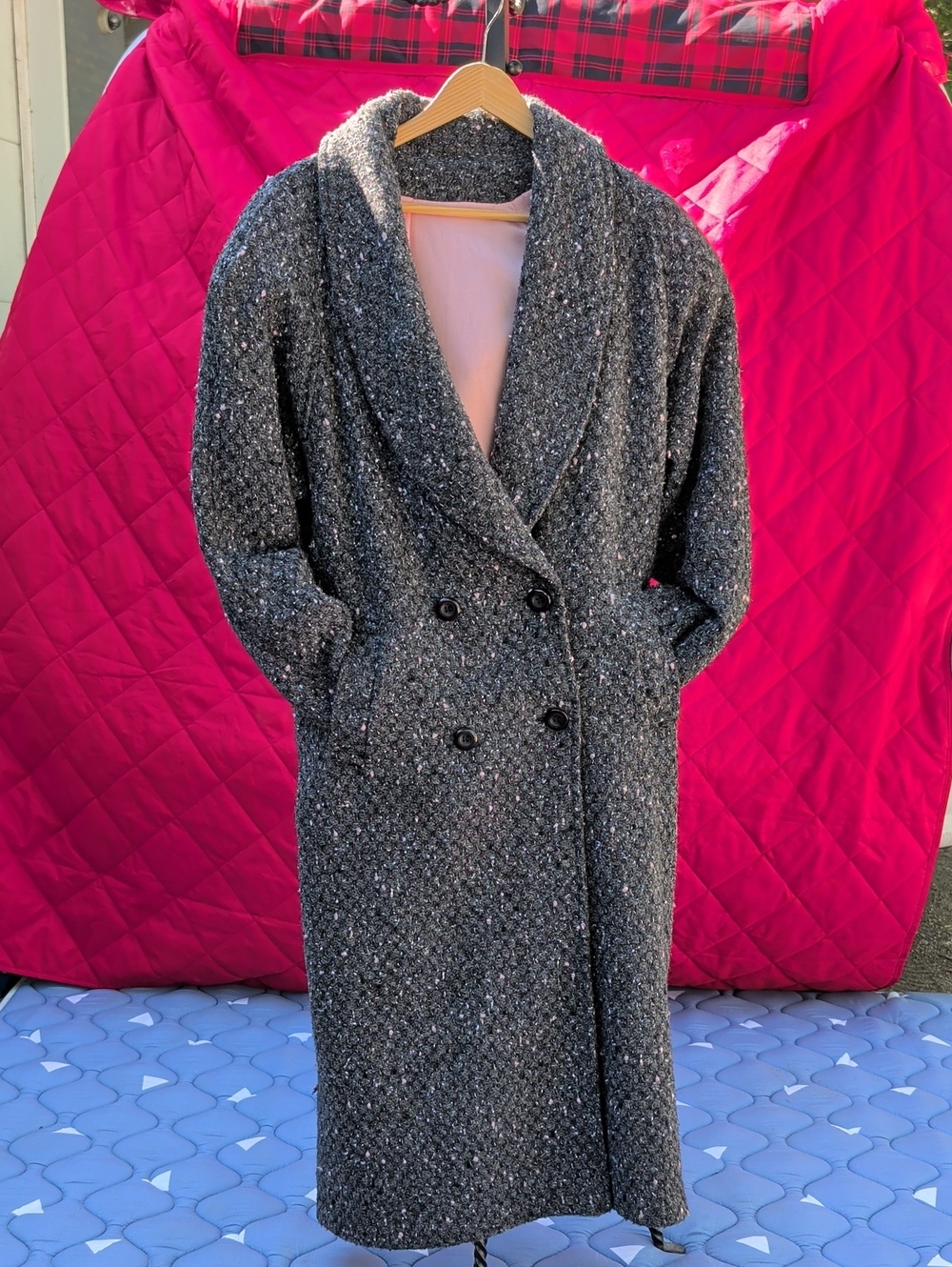 Georgio Ferrini Vintage Made In Canada Women's Double-Breasted Gray Bouclé Coat